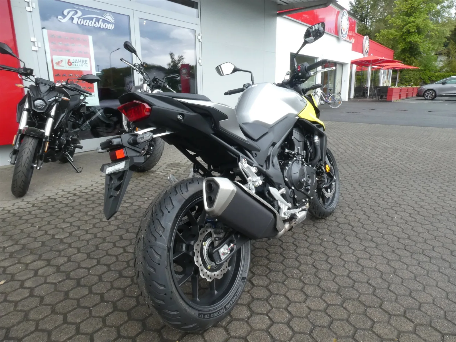 Honda CB750 Hornet Honda Summer Dealz