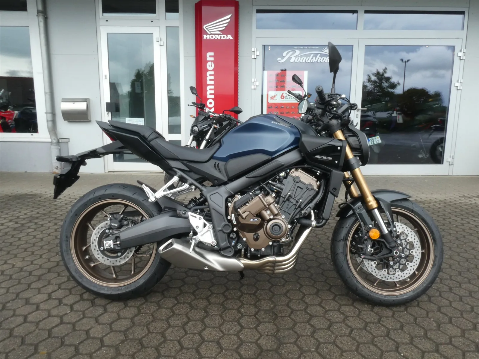 Honda CB650R E-Clutch