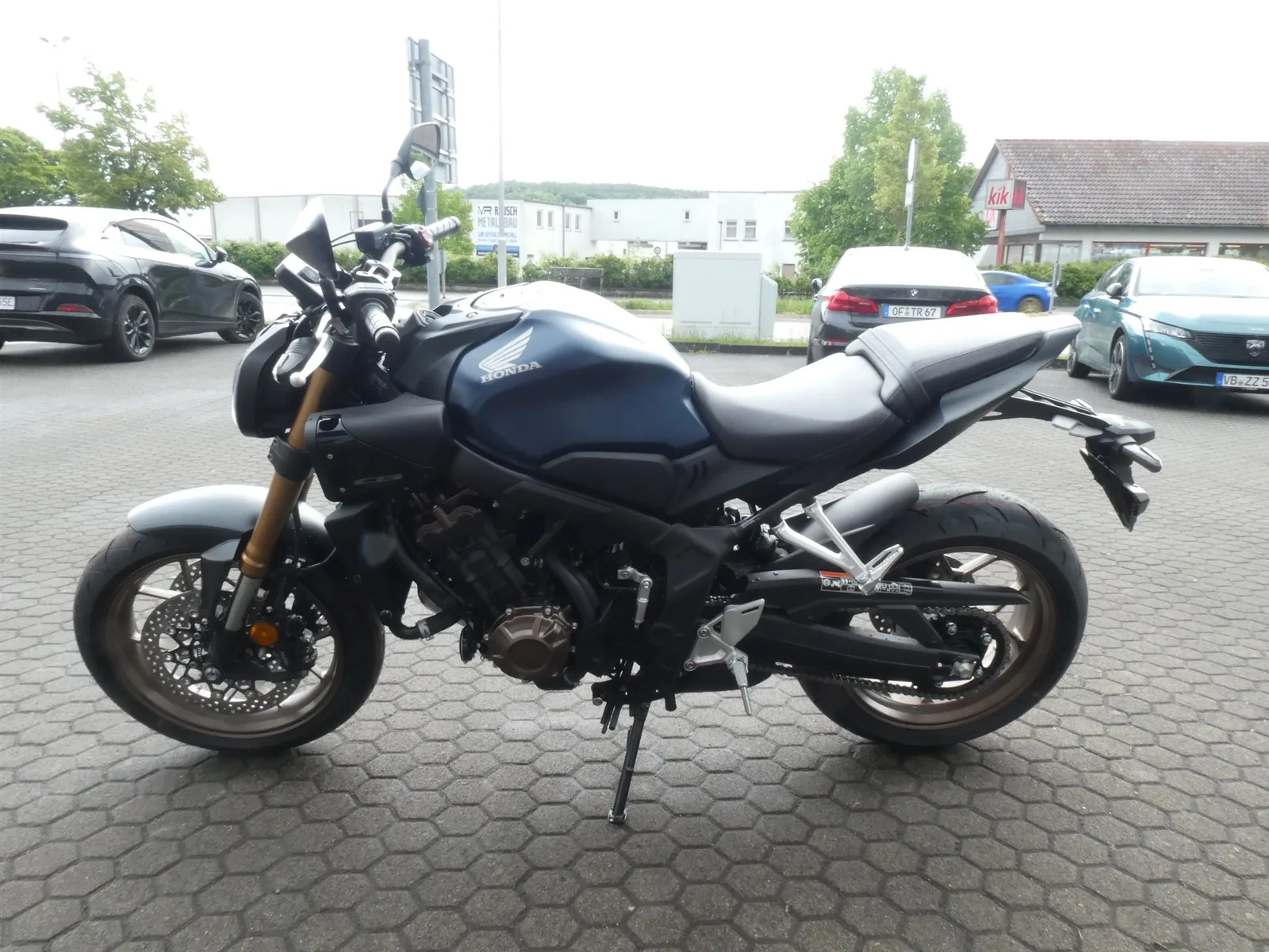 Honda CB650R E-Clutch