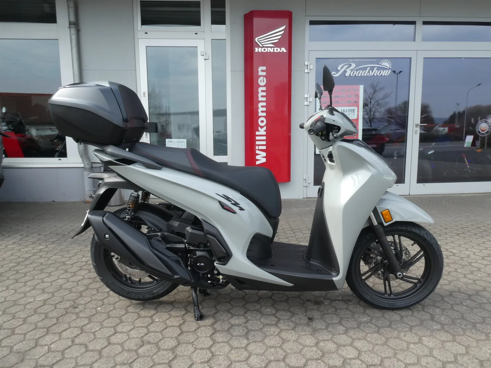 Honda SH350i