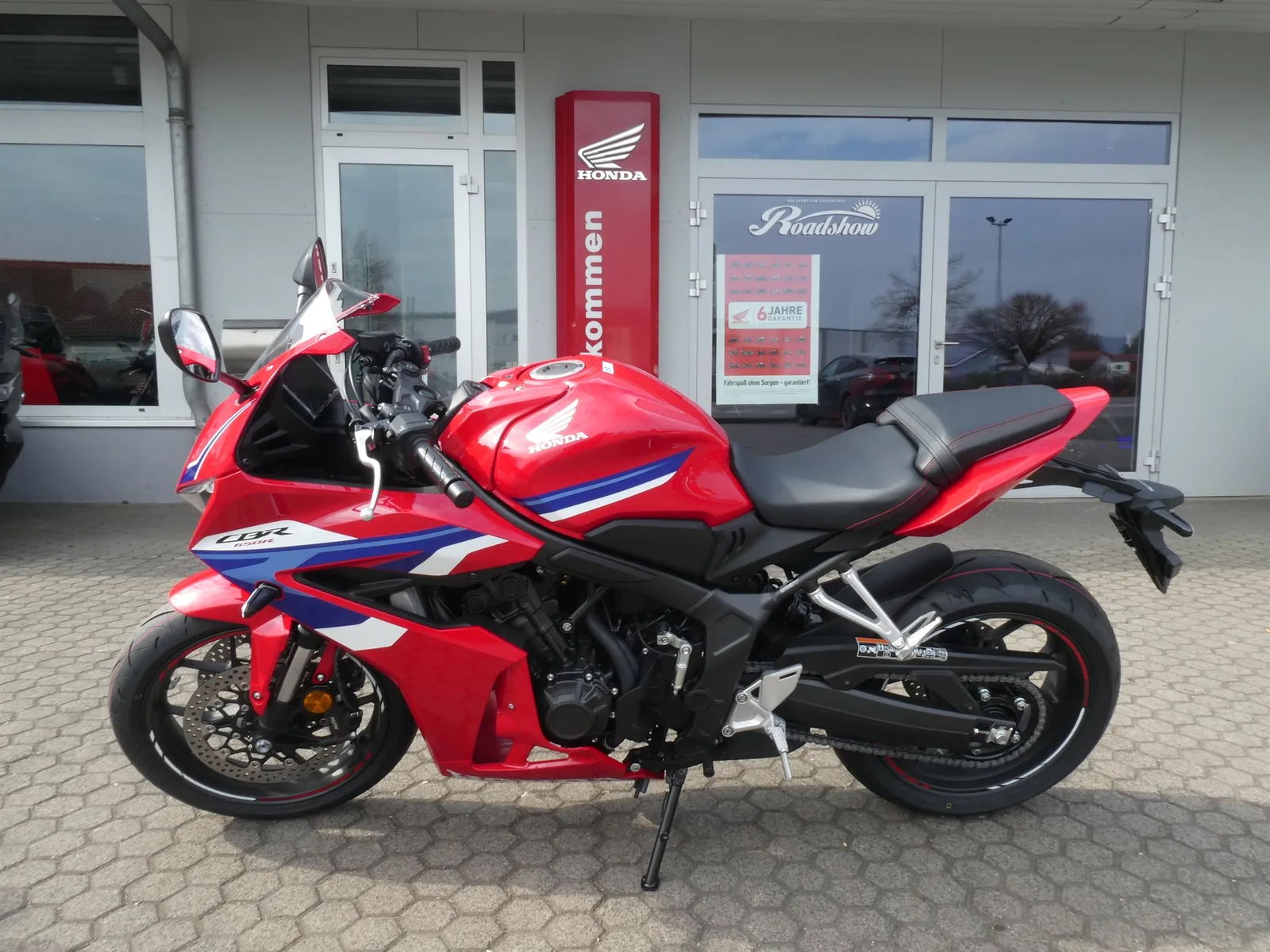 Honda CBR650R E-Clutch ABS - 2026