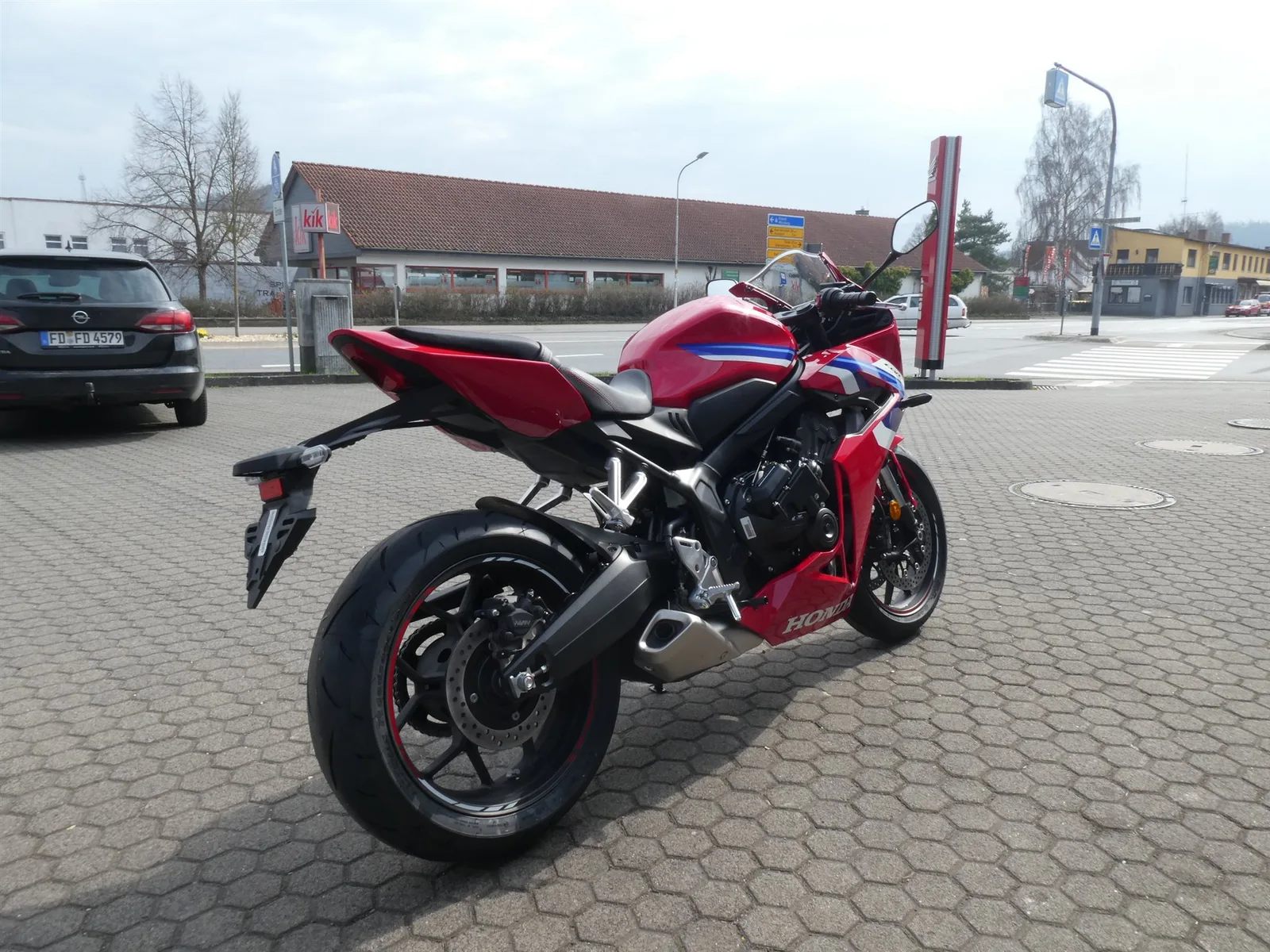 Honda CBR650R E-Clutch ABS - 2026