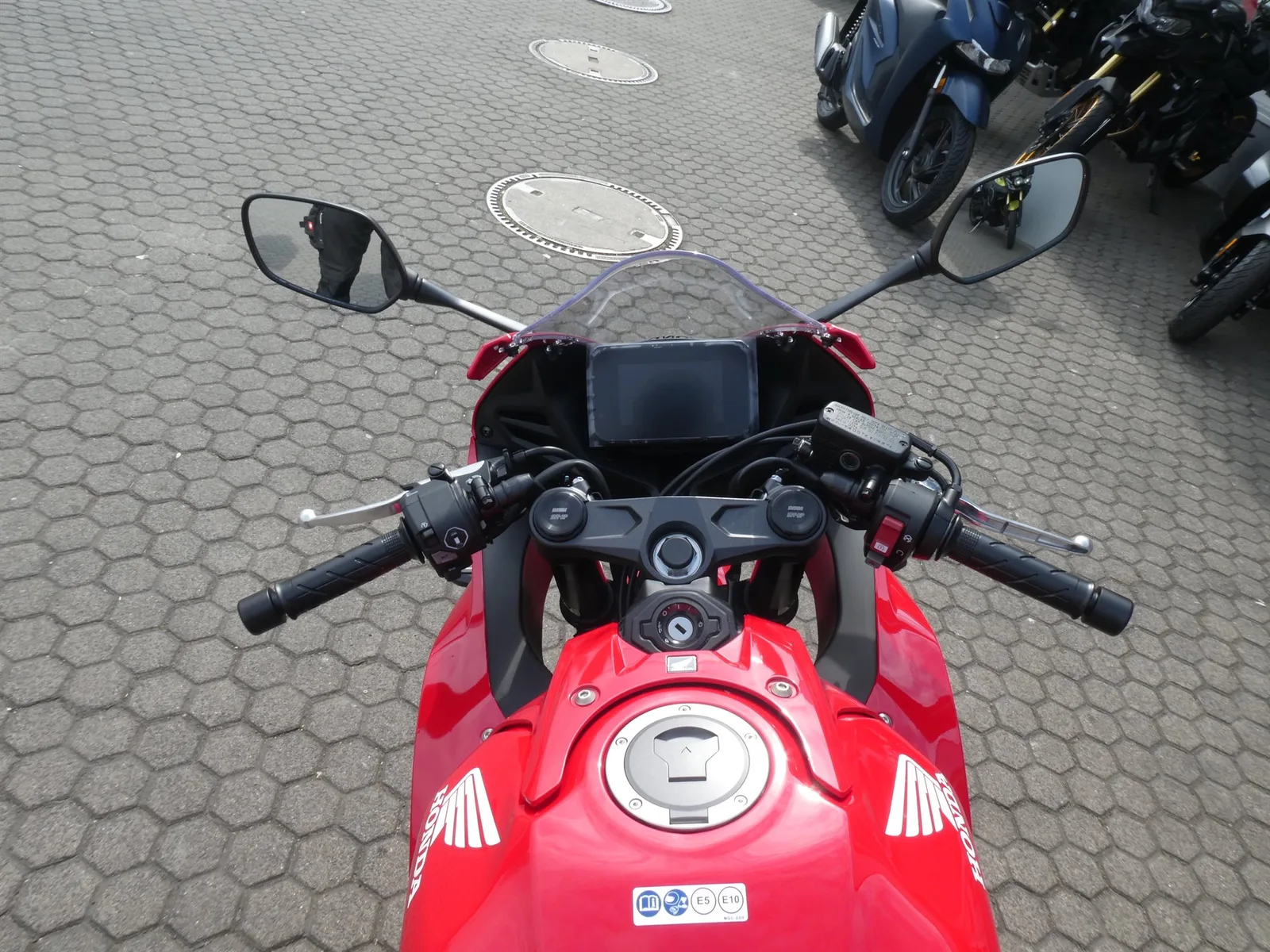 Honda CBR650R E-Clutch ABS - 2026