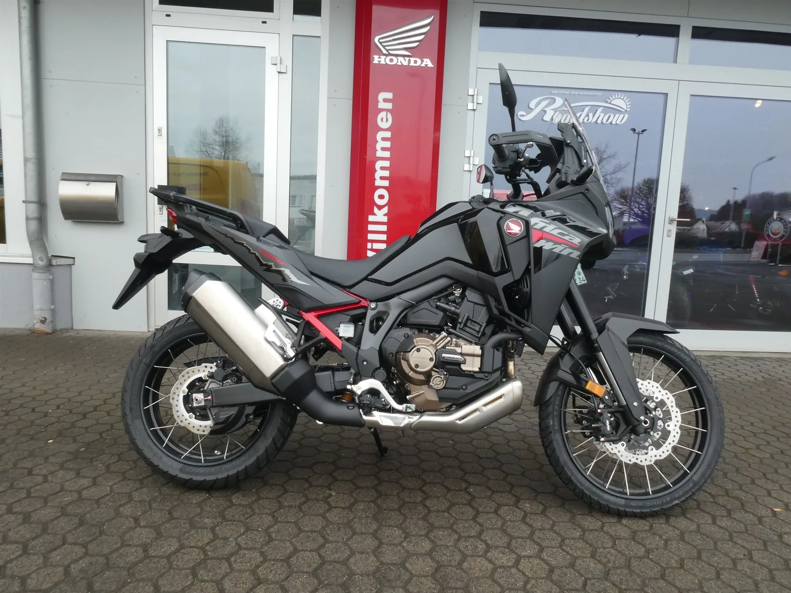 Honda CRF1100L Africa Twin DCT Tageszulassung 06/2026