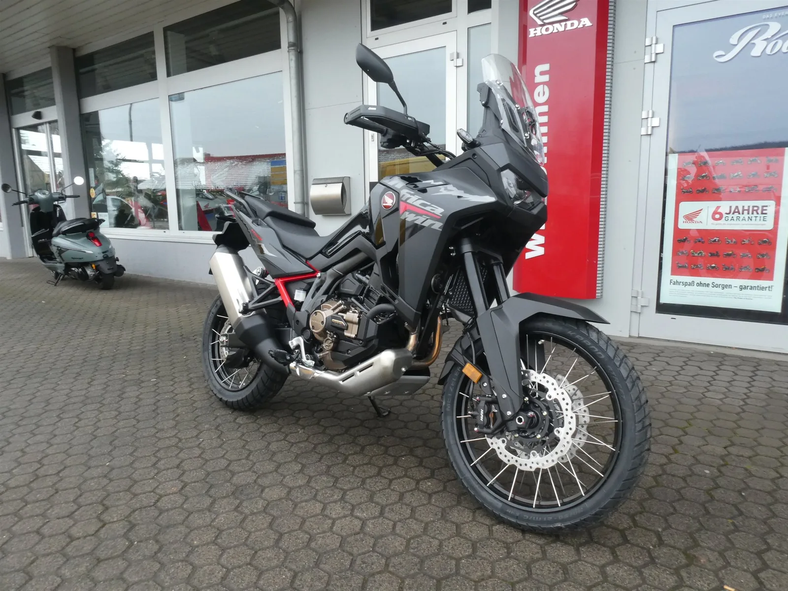 Honda CRF1100L Africa Twin DCT Tageszulassung 06/2026