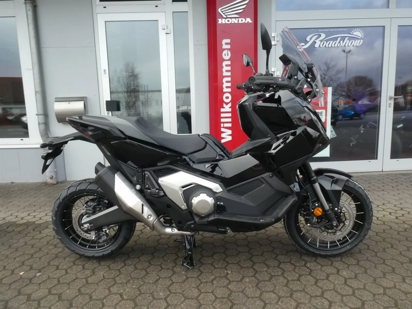 Honda X-ADV Tageszulassung 06/2026