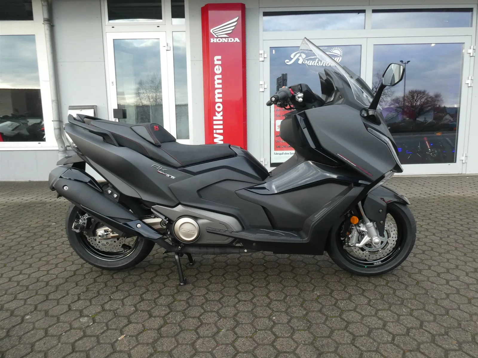 Kymco AK 575i ABS Premium