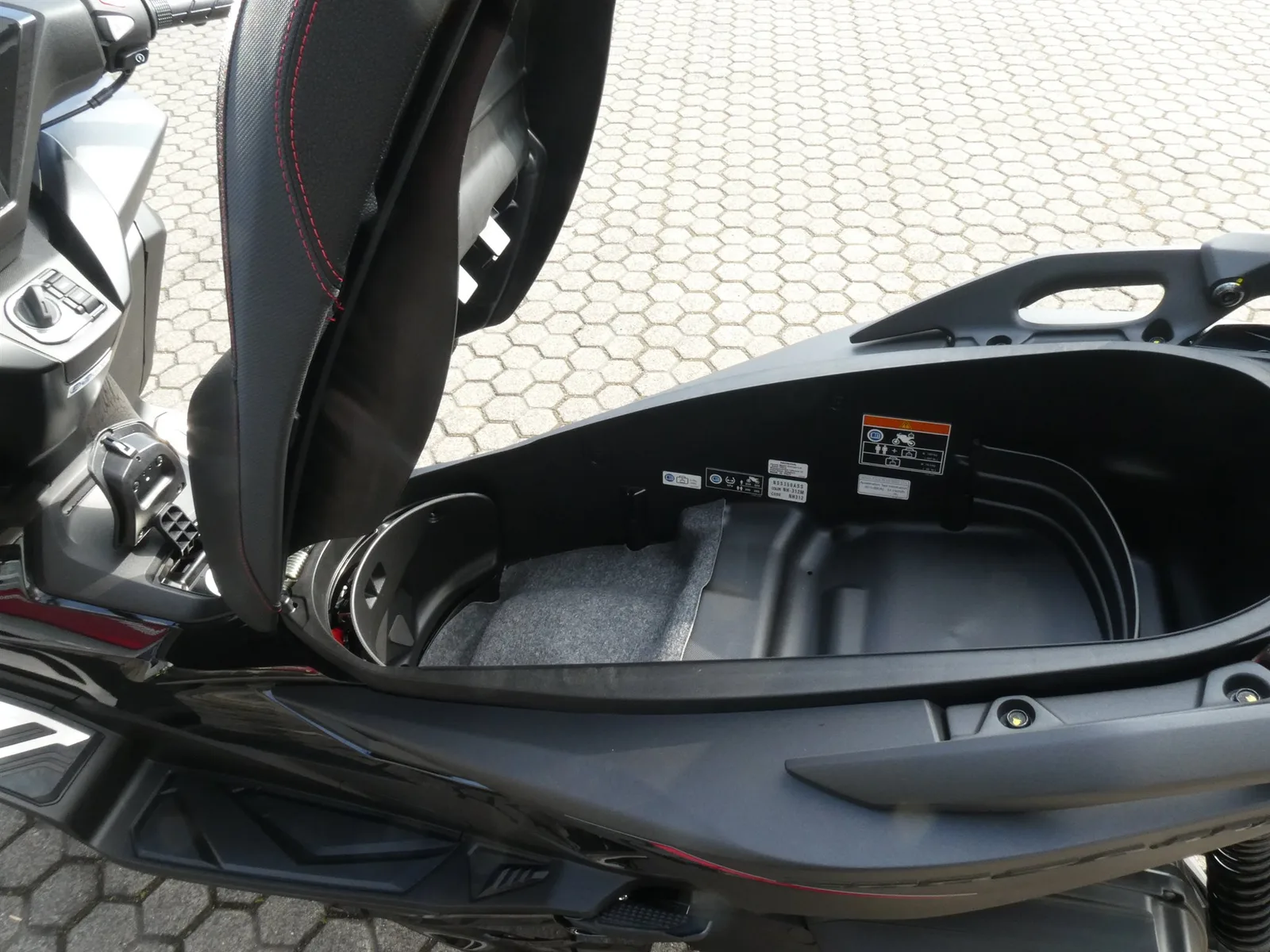 Honda Forza 125 Special Edition Tageszulassung 06/2026