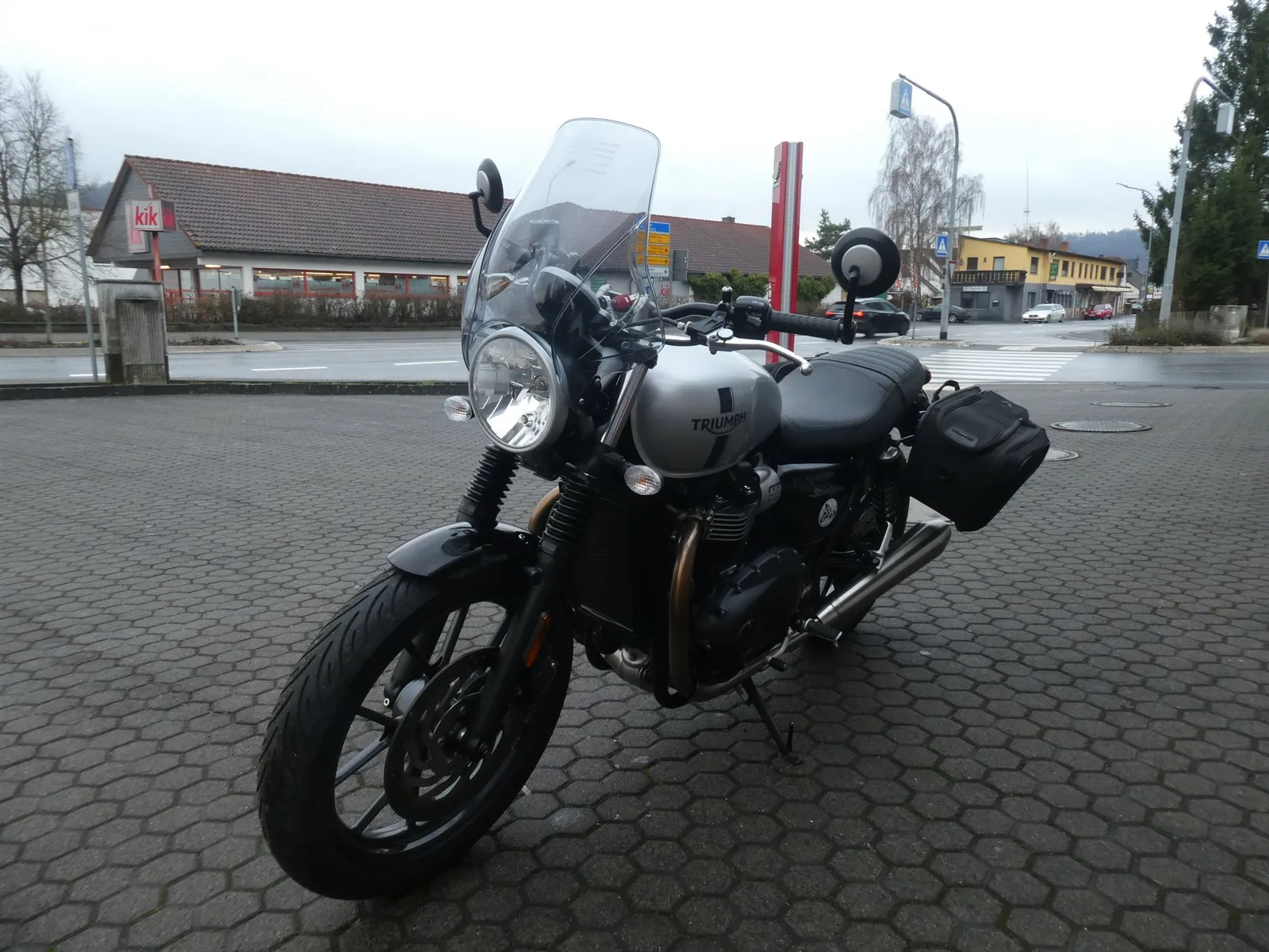 Triumph Street Twin 900