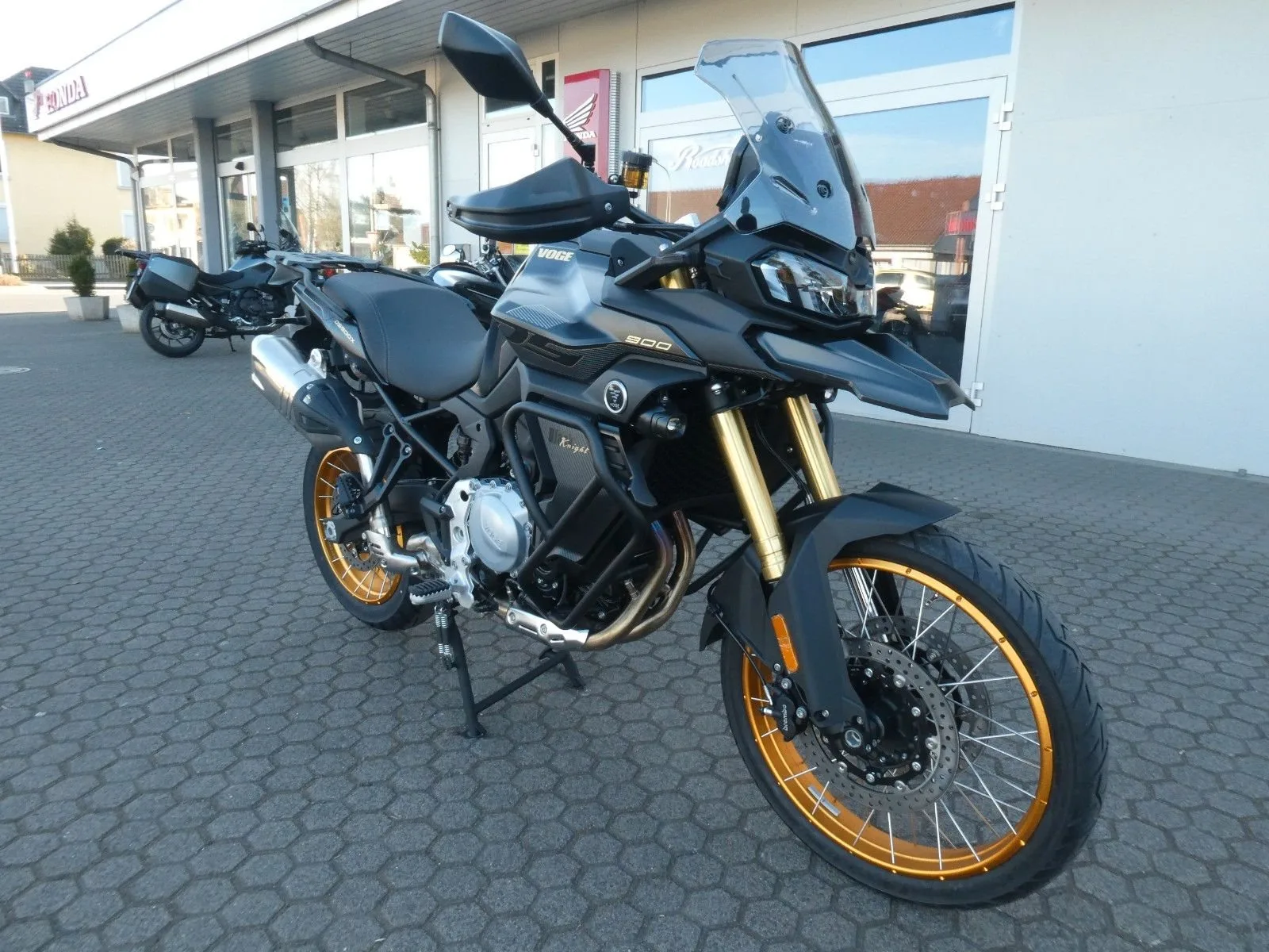 Voge DS900X