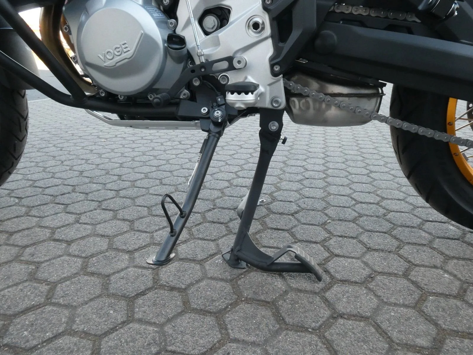 Voge DS900X