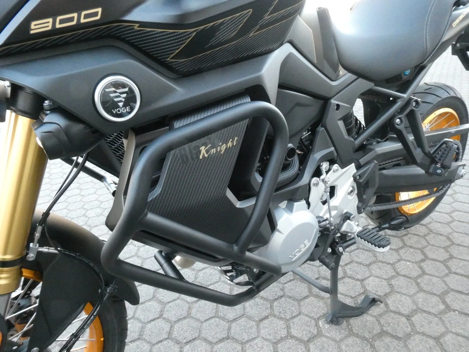 Voge DS900X