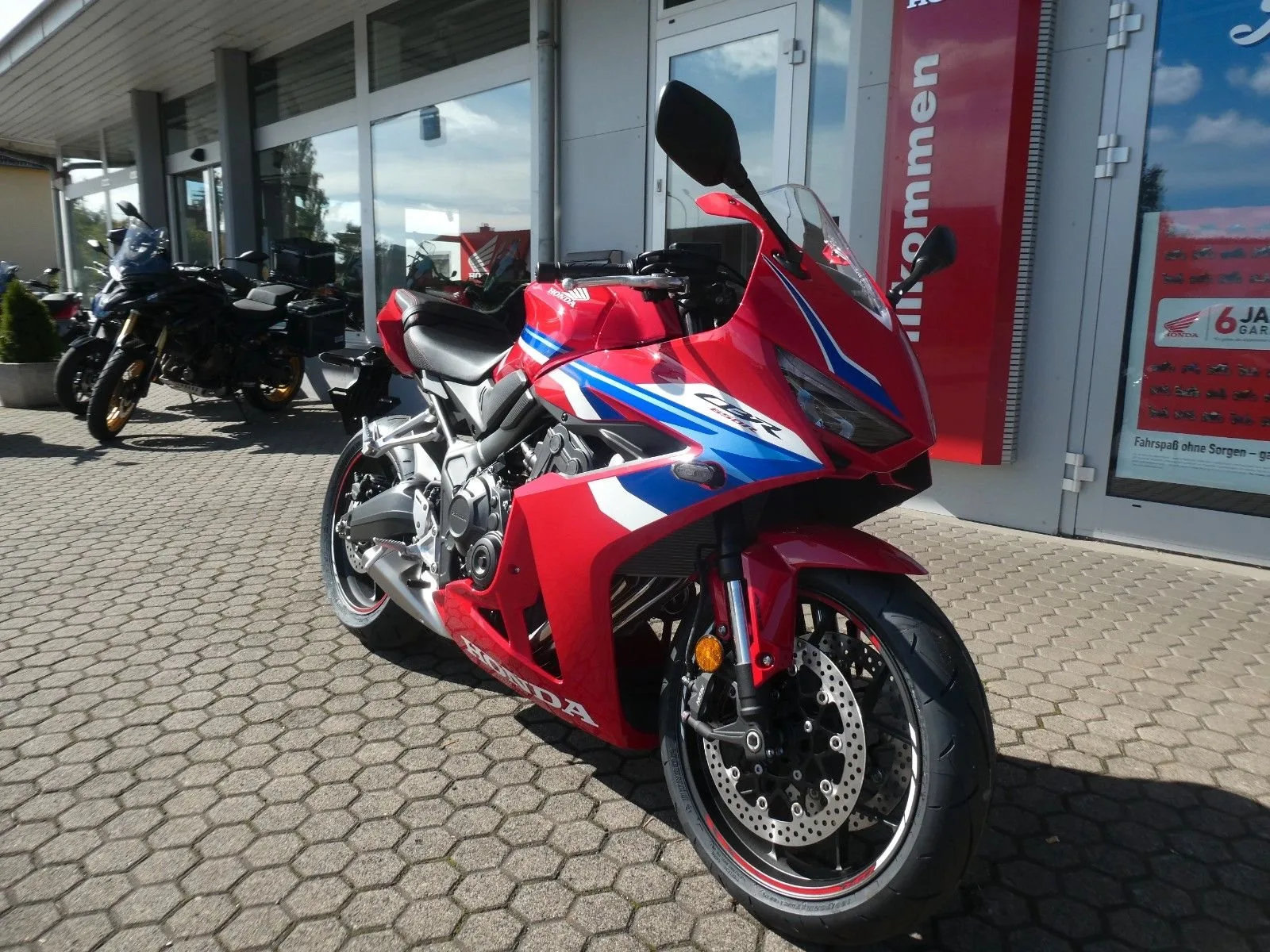 Honda CBR650R Tageszulassung 06/2026