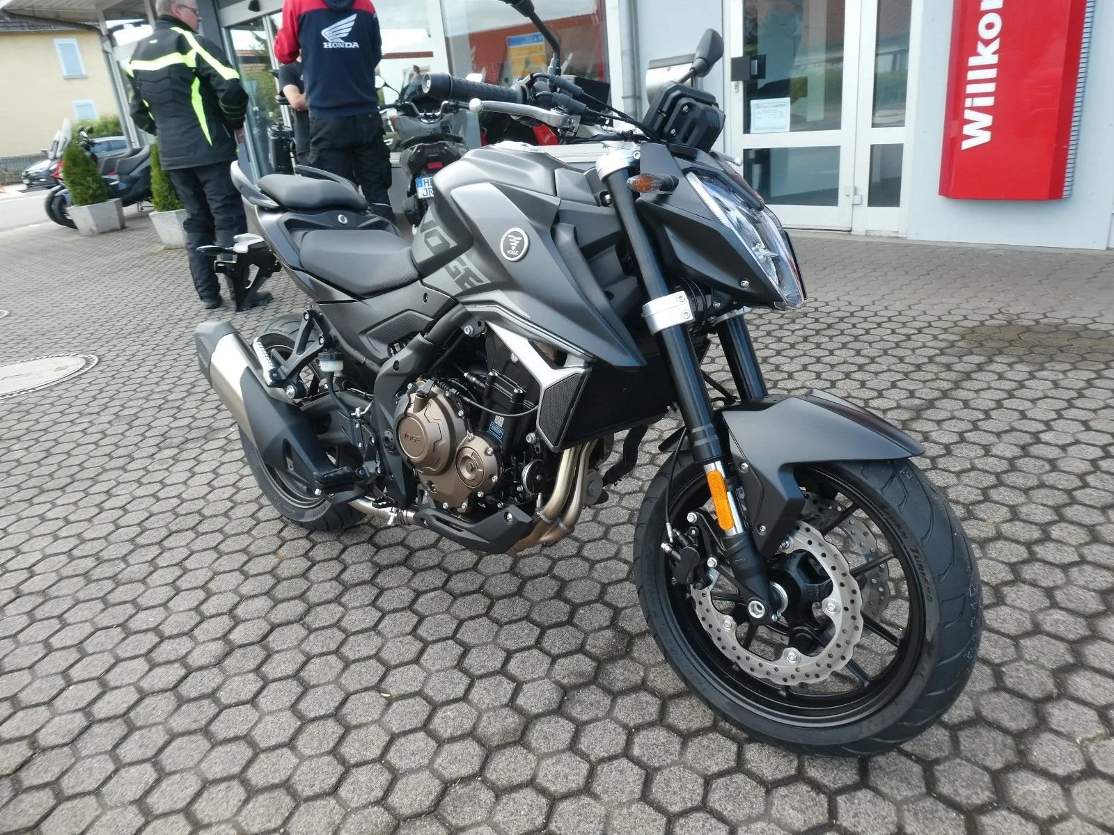 Voge R625