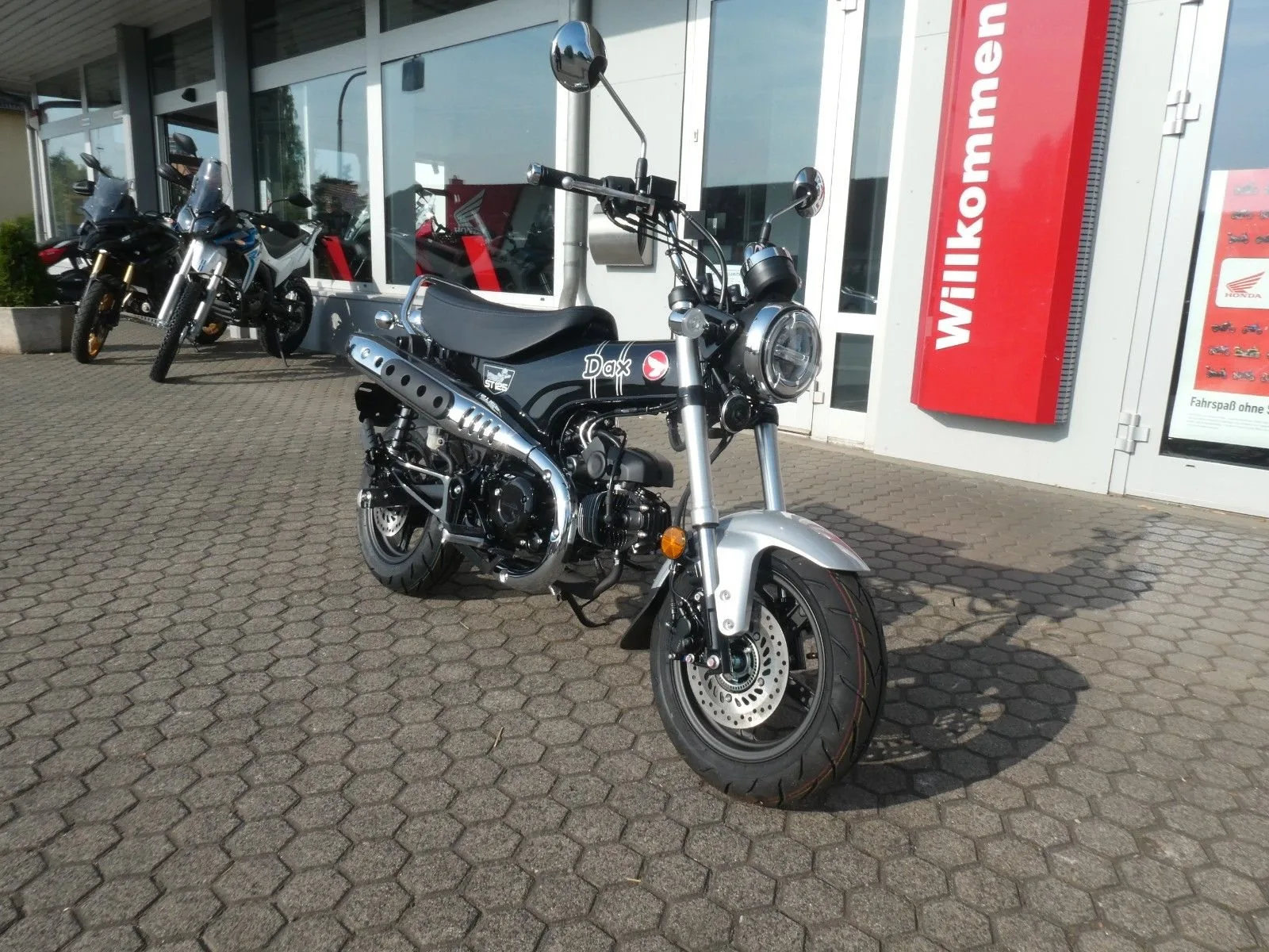 Honda Dax 125 Tageszulassung 06/2026
