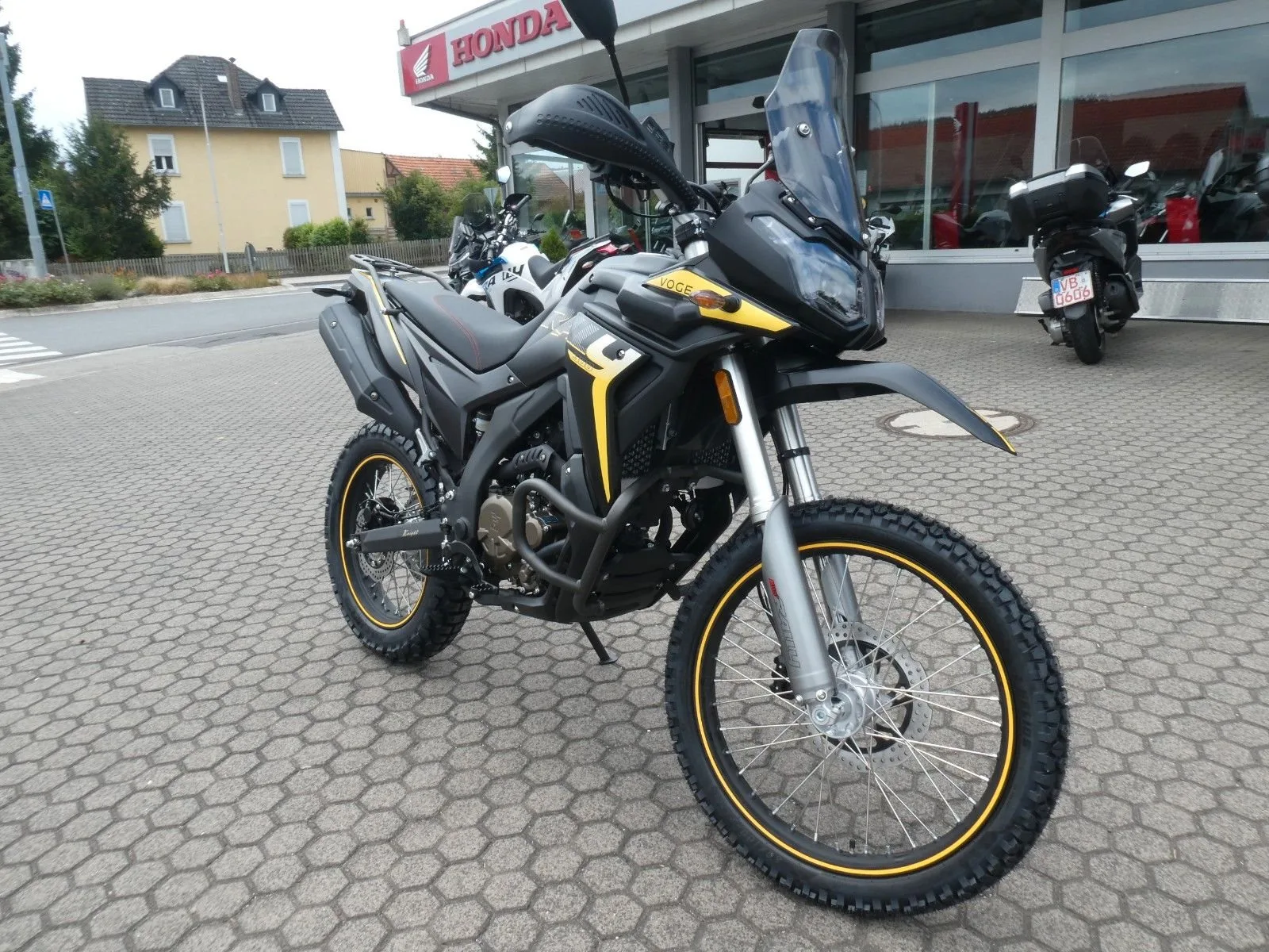 Voge 300 Rally