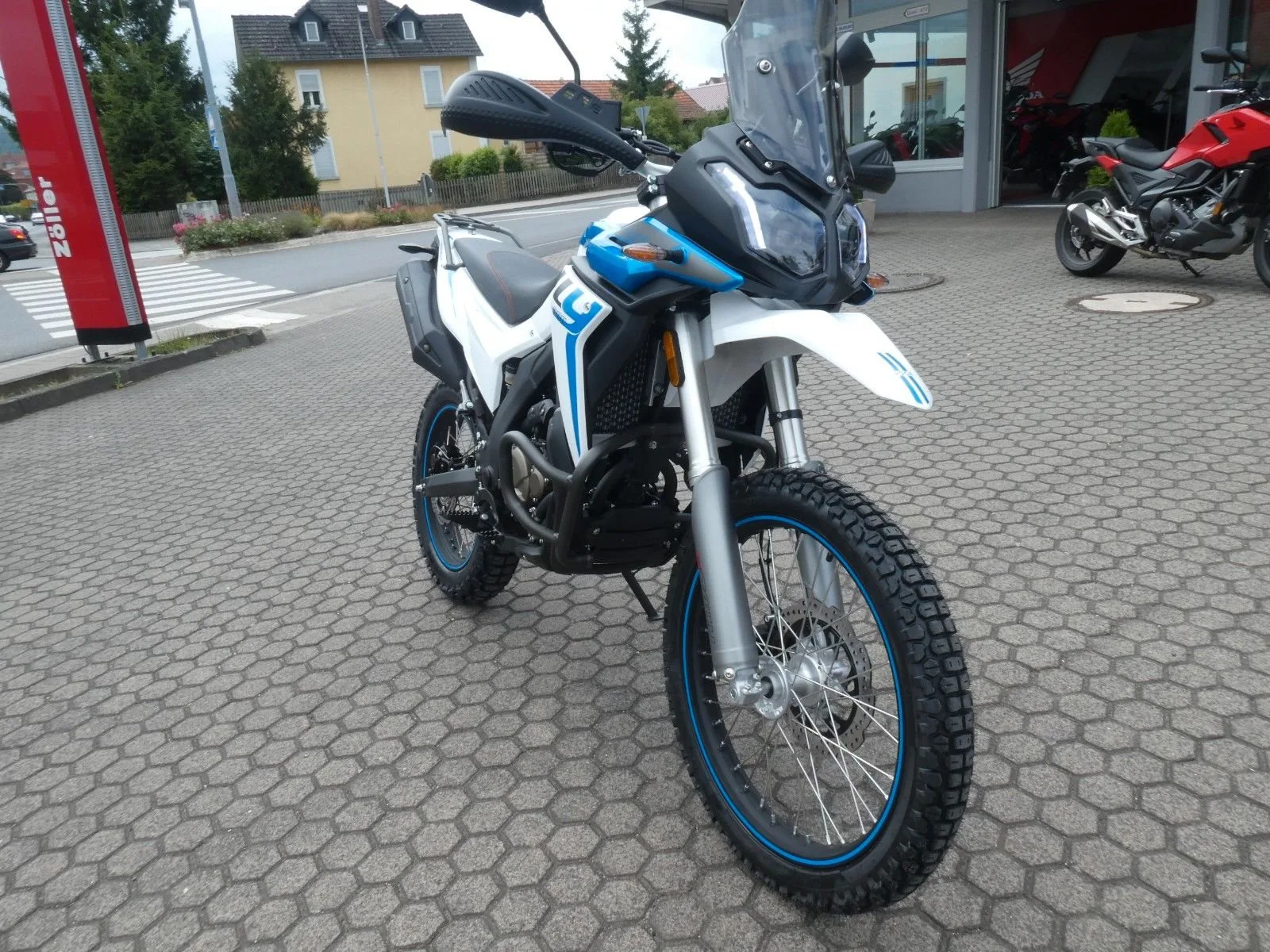 Voge 300 Rally