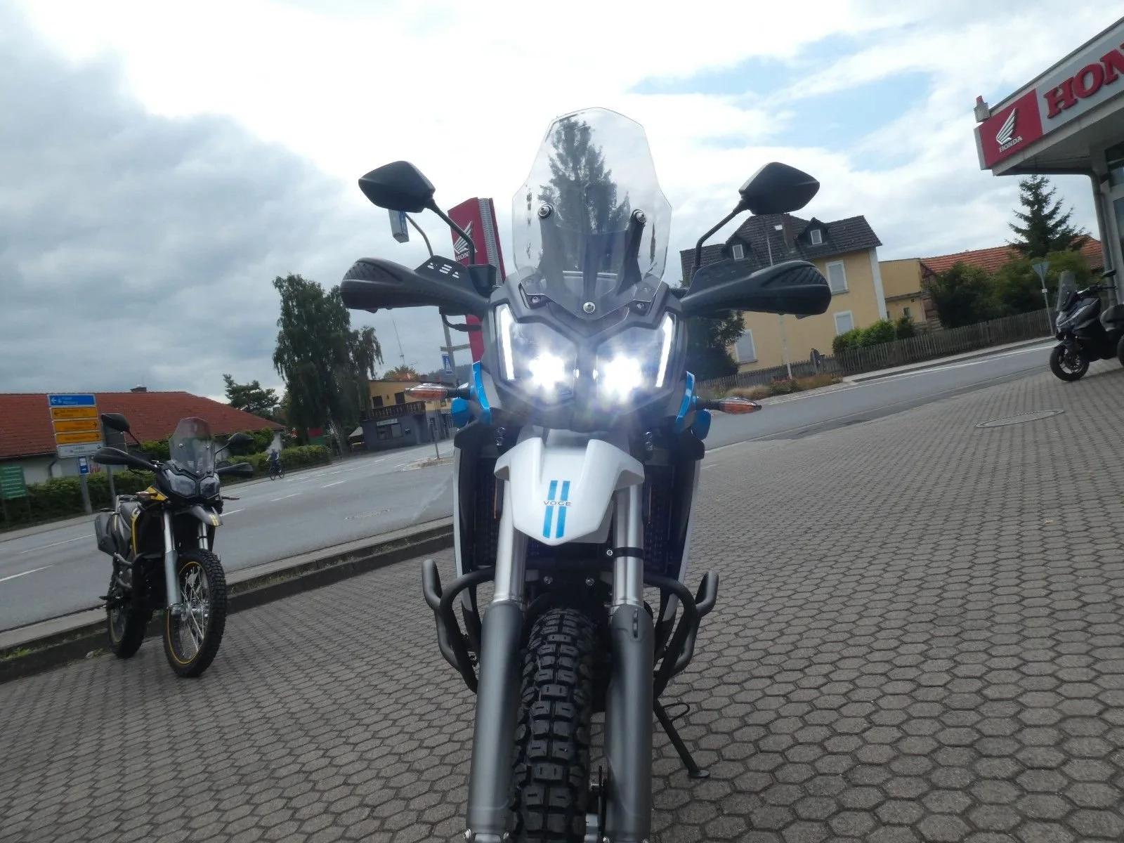 Voge 300 Rally