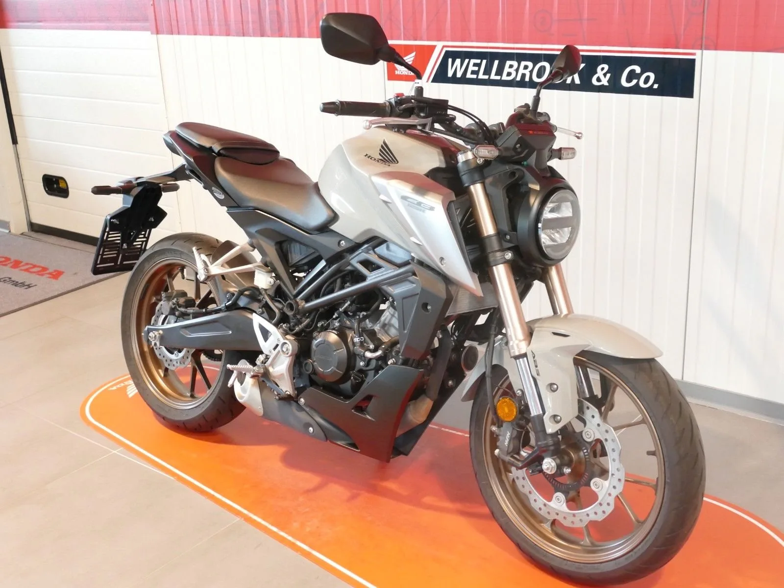 Honda CB125R