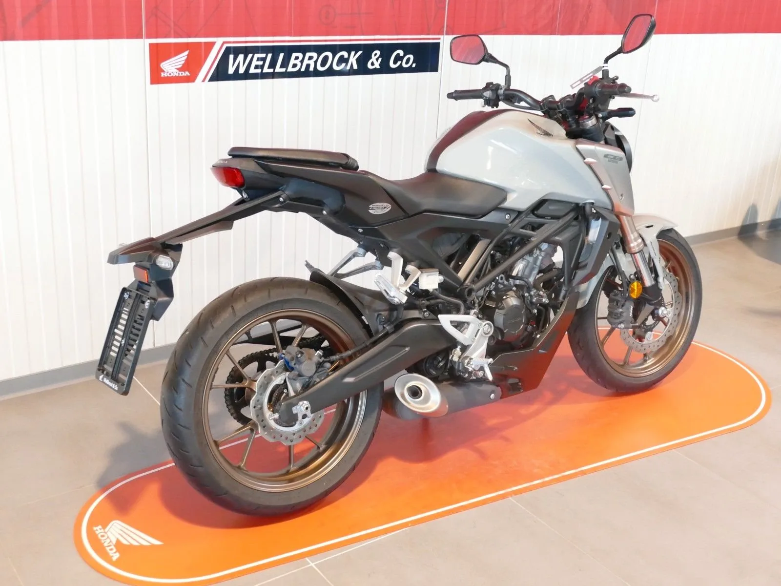 Honda CB125R