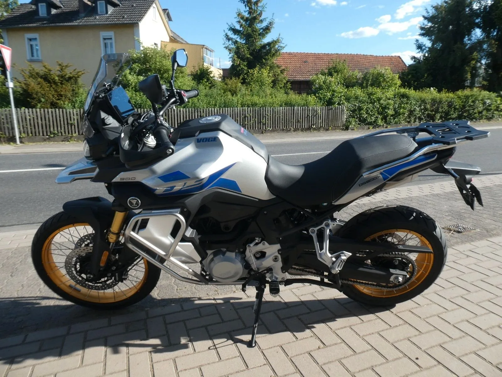 Voge DS900X