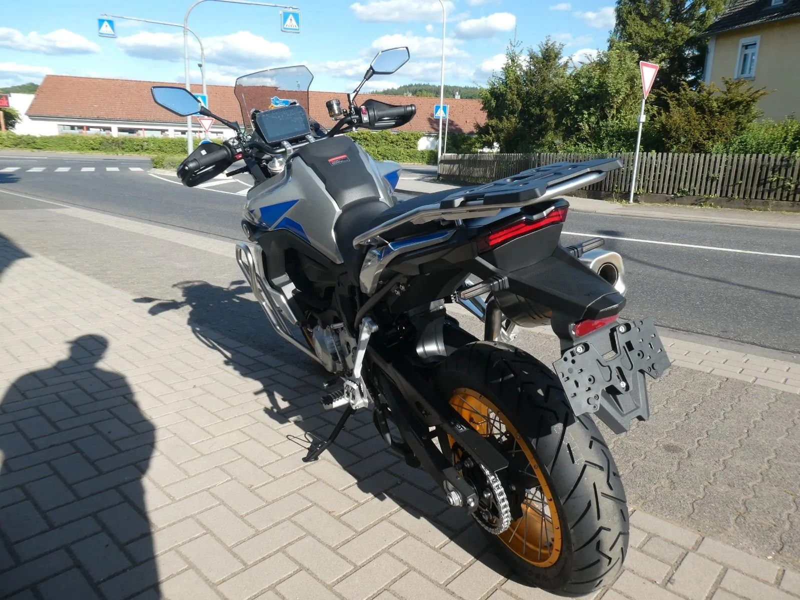 Voge DS900X