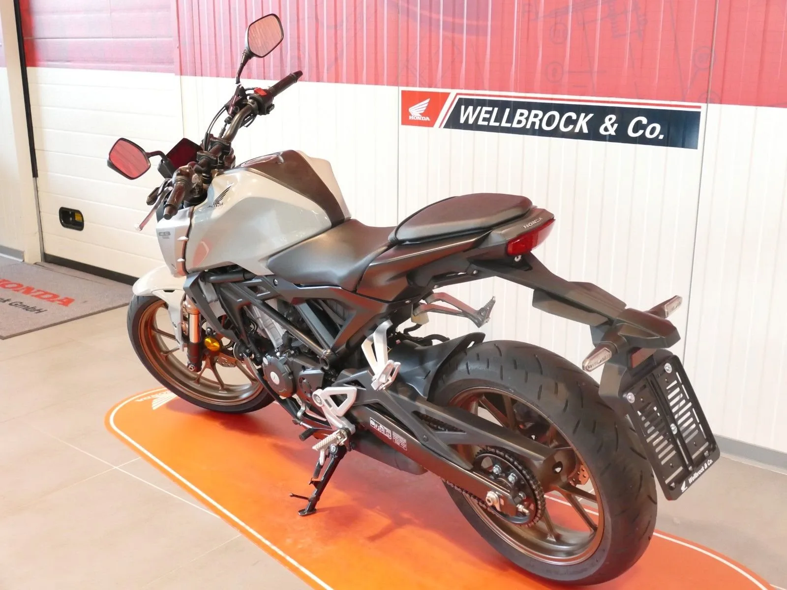 Honda CB125R