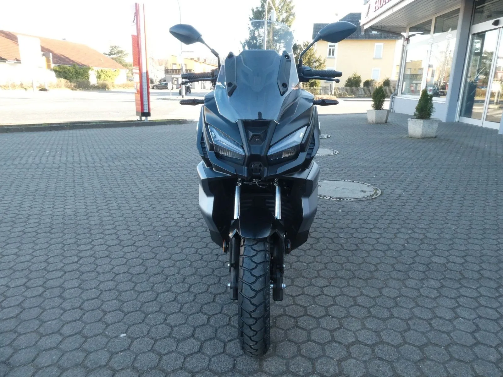 Voge SR1 ADV 125 ABS TCS