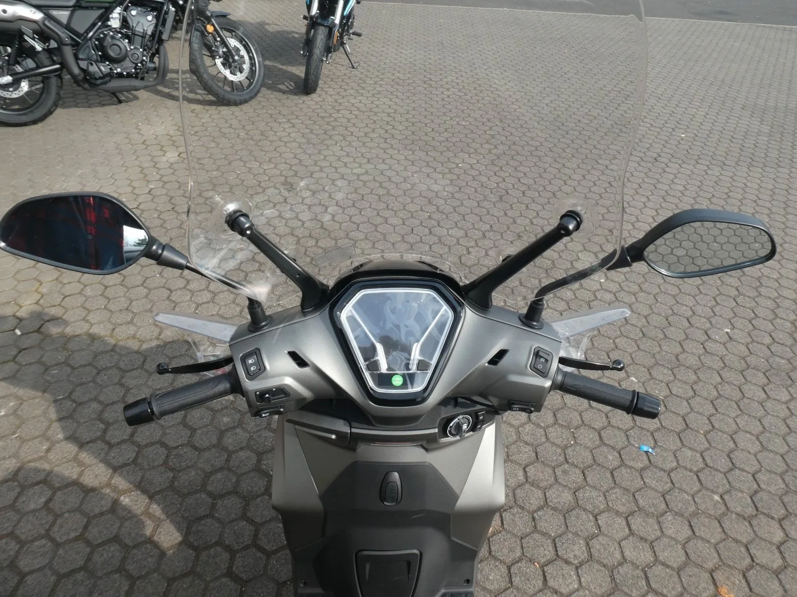 Voge SR16 125 ABS TCS