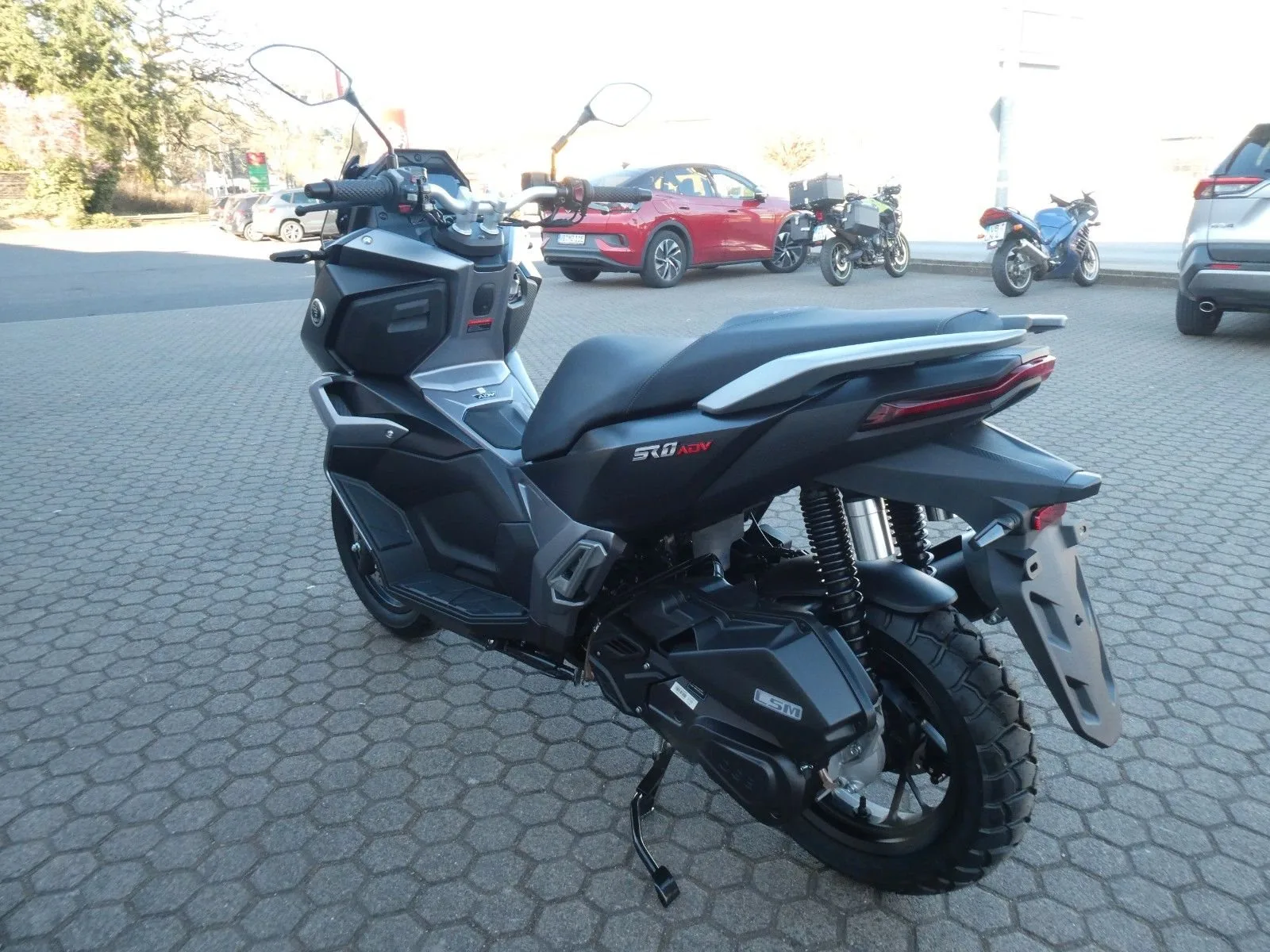 Voge SR1 ADV 125 ABS TCS