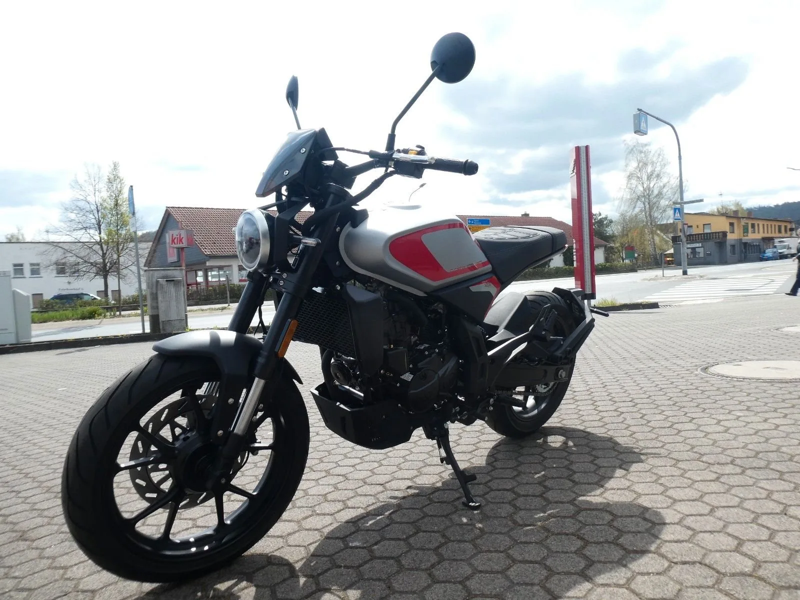 Motobi DL 125 Cafe Racer CR Cafe Racer ABS E5 - Aktion !