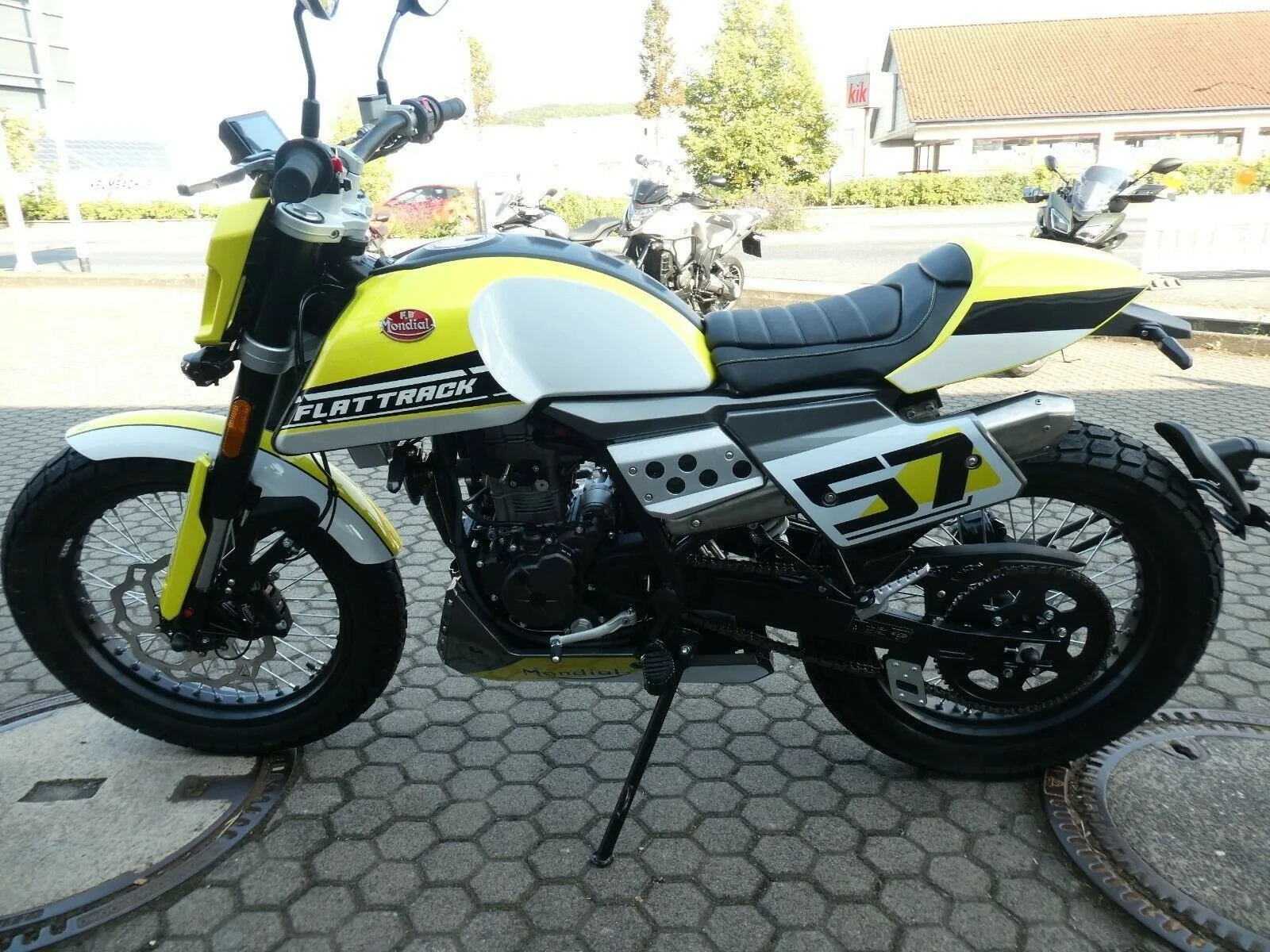FB Mondial Flat Track 125i ABS Aktion