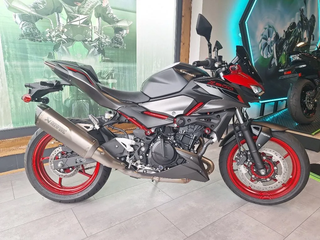 Kawasaki Z 500 SE Performance Akrapovic Hauspreis 7495,-Euro