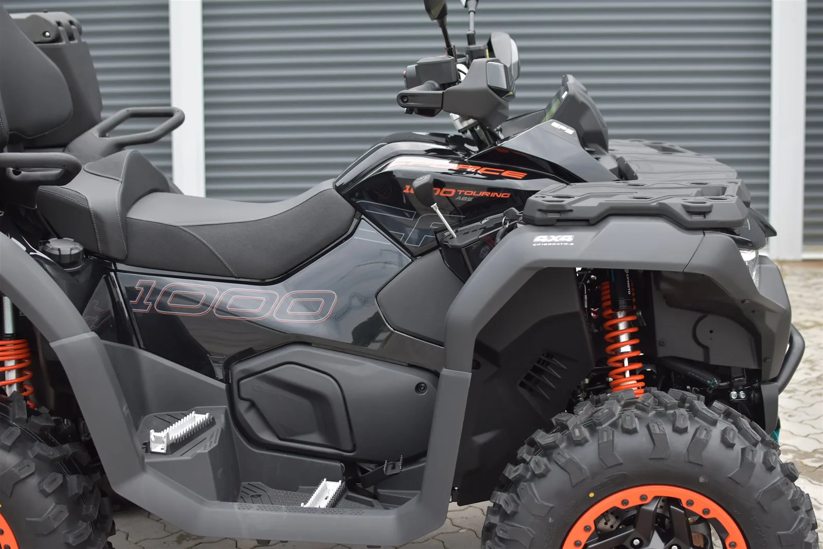 CFMOTO CFORCE 1000 Touring Pro ABS T3b Aktion nur Auflager Fahrzeuge