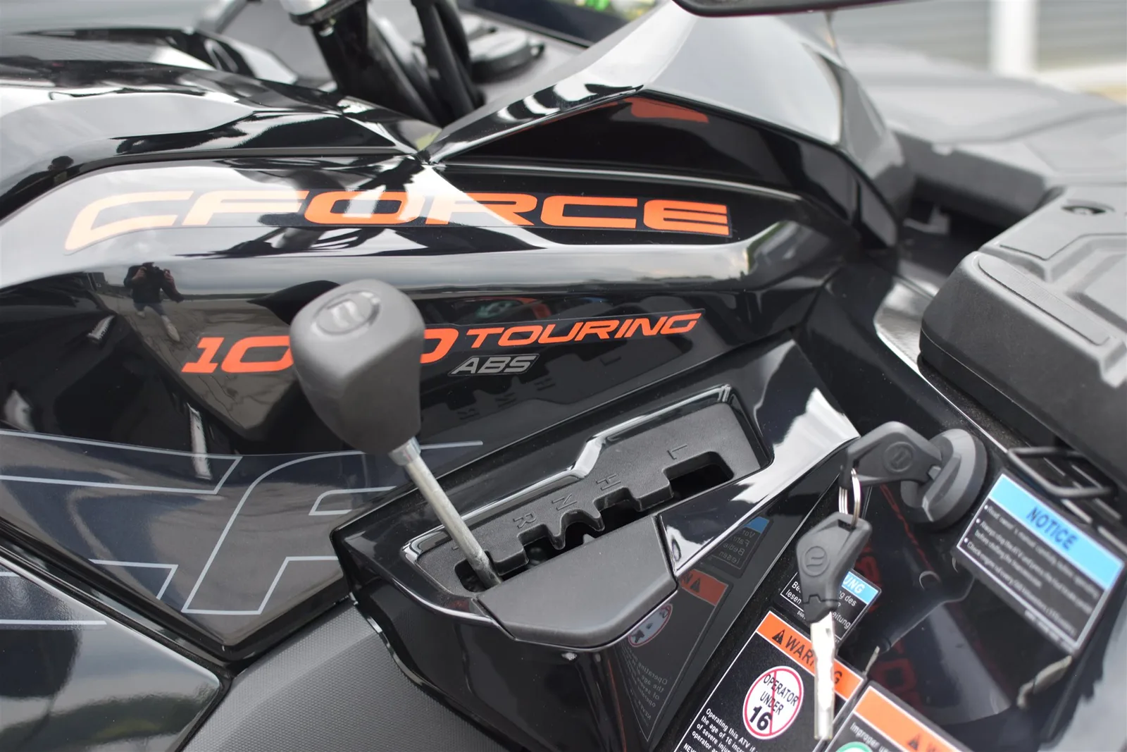 CFMOTO CFORCE 1000 Touring Pro ABS T3b Aktion nur Auflager Fahrzeuge