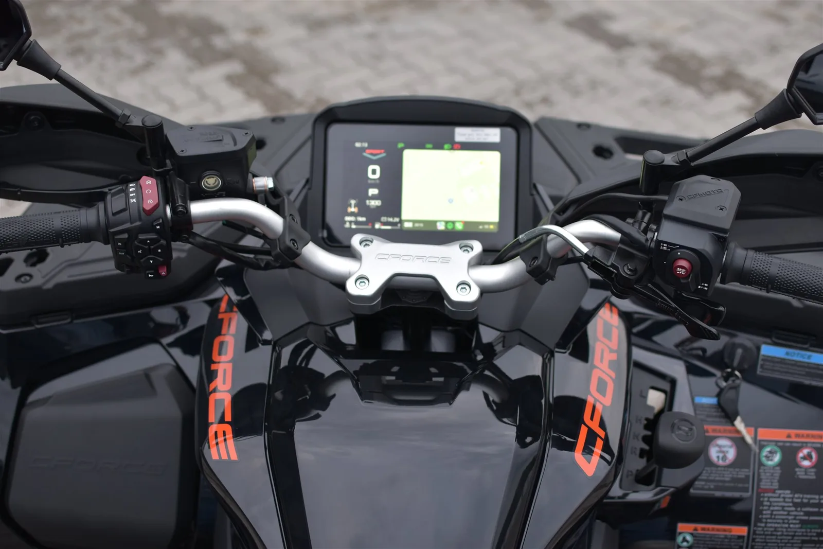 CFMOTO CFORCE 1000 Touring Pro ABS T3b Aktion nur Auflager Fahrzeuge
