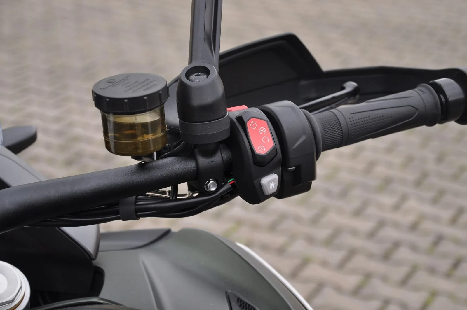 Triumph Tiger 1200 Rally Explorer
