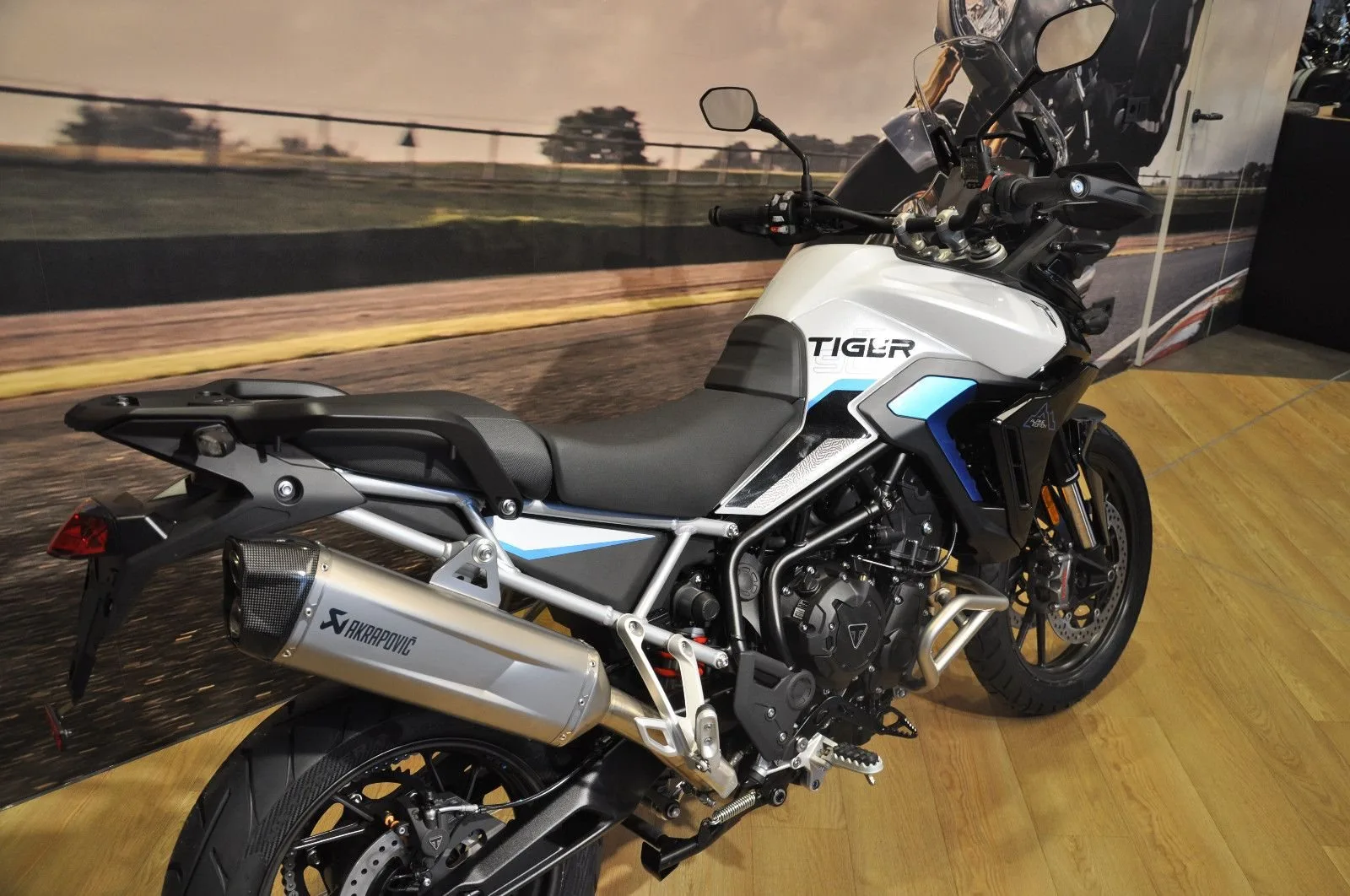 Triumph Tiger 900 Alpine Edition