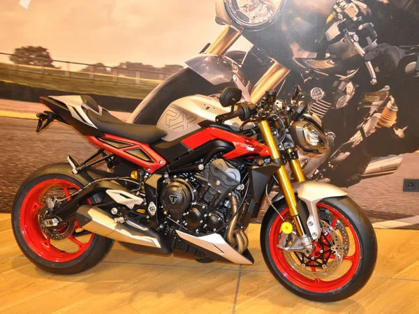 Triumph Street Triple RX