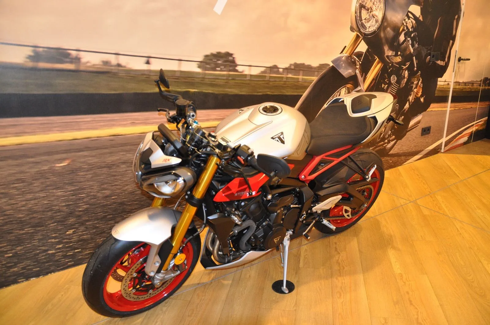 Triumph Street Triple RX