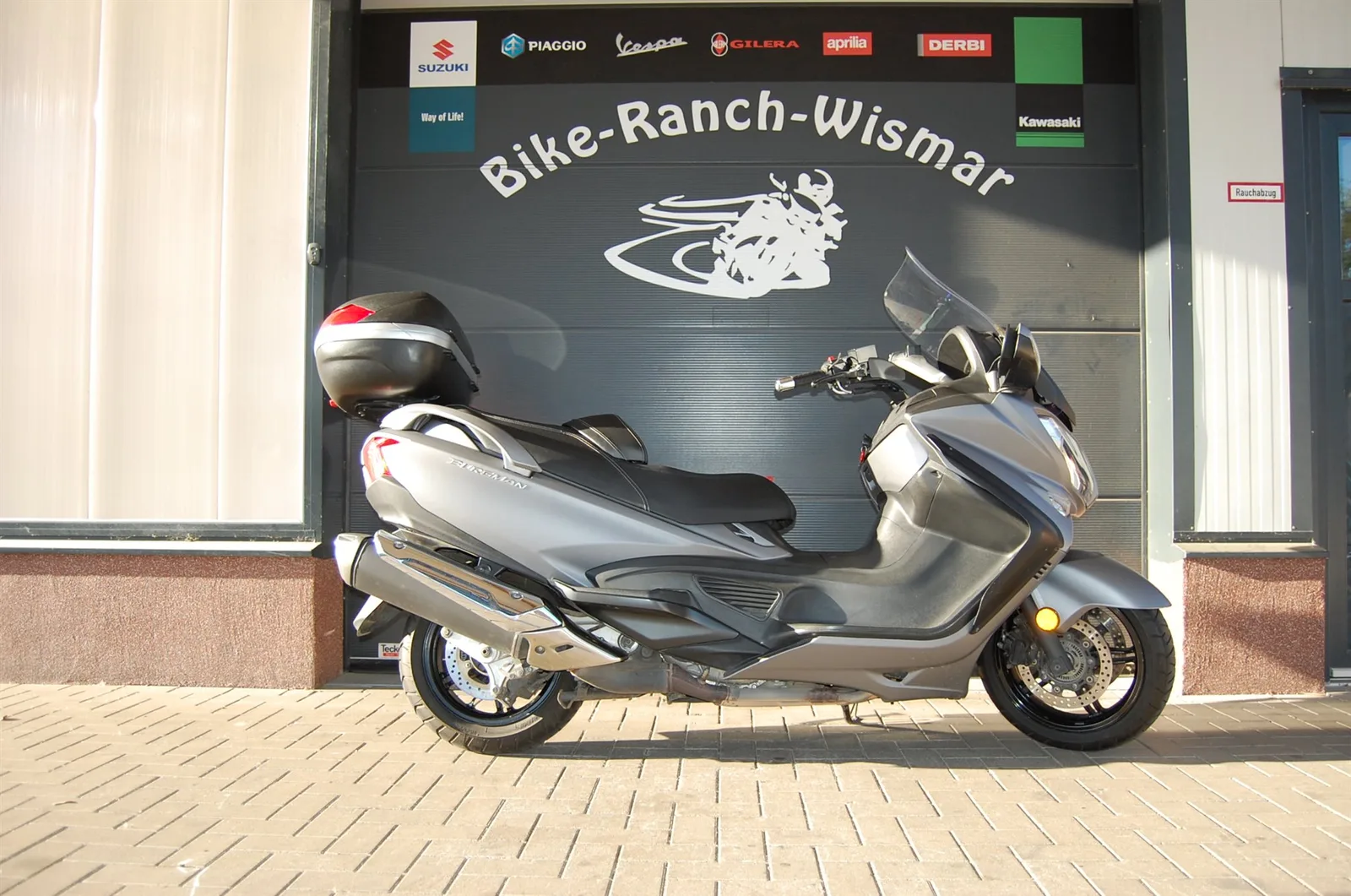 Suzuki Burgman 650 Executive