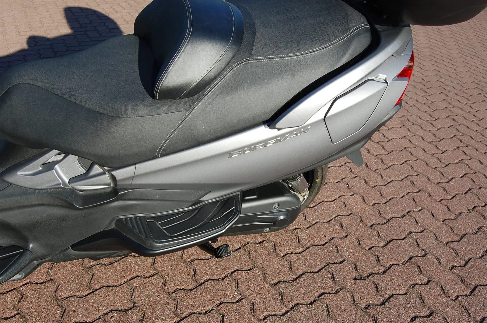 Suzuki Burgman 650 Executive