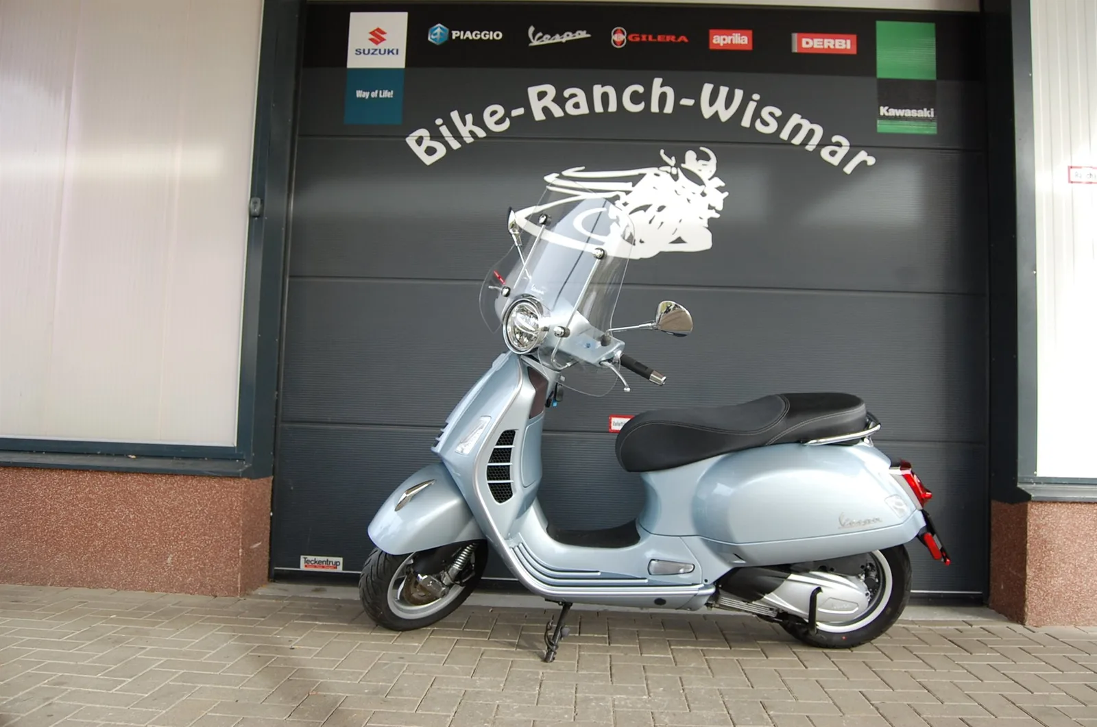 Vespa GTS 300 hpe Top Zustand