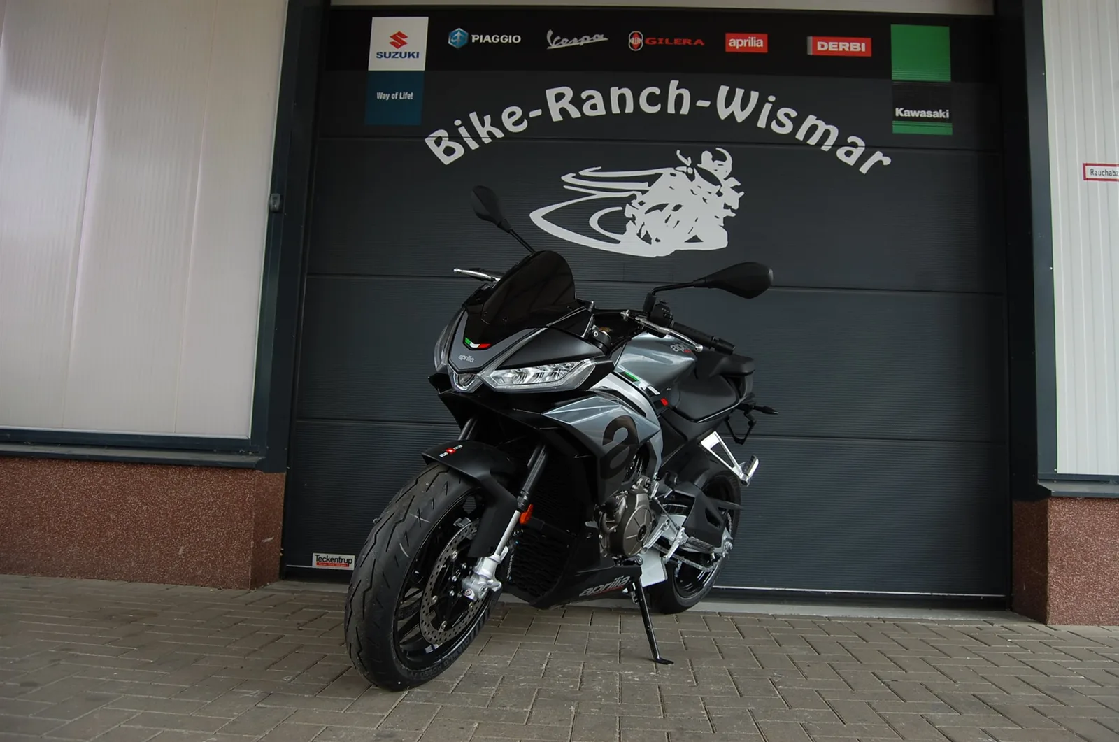 Aprilia Tuono 660 mit Tageszulassung, 35 KW möglich