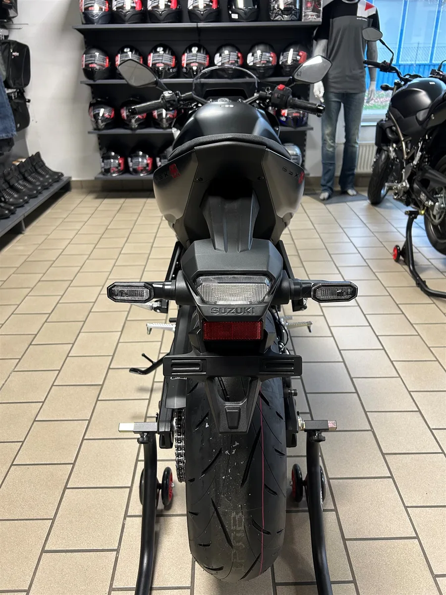 Suzuki GSX-8R