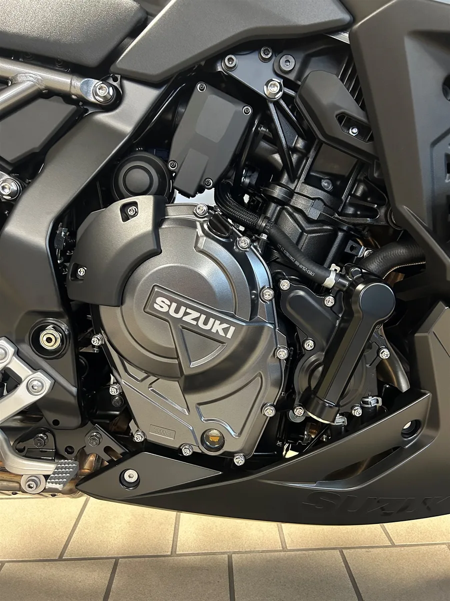 Suzuki GSX-8R