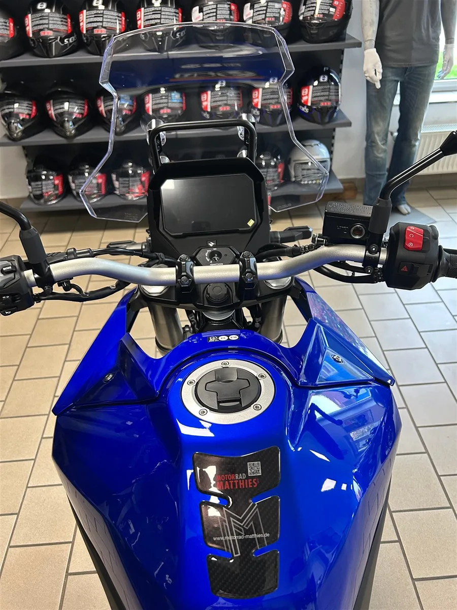 Suzuki V-Strom 800