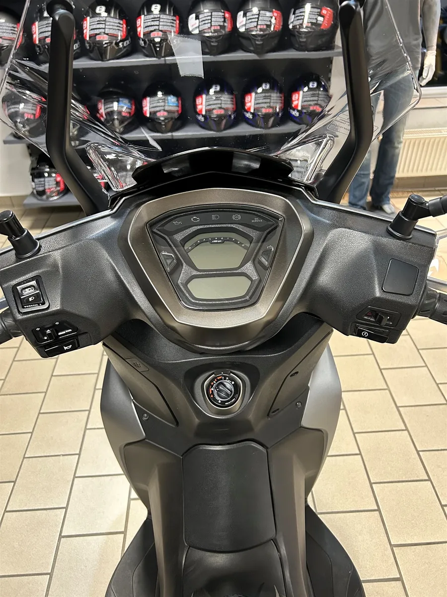 Kymco Agility 300i ABS