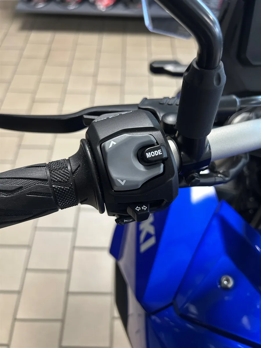 Suzuki V-Strom 800