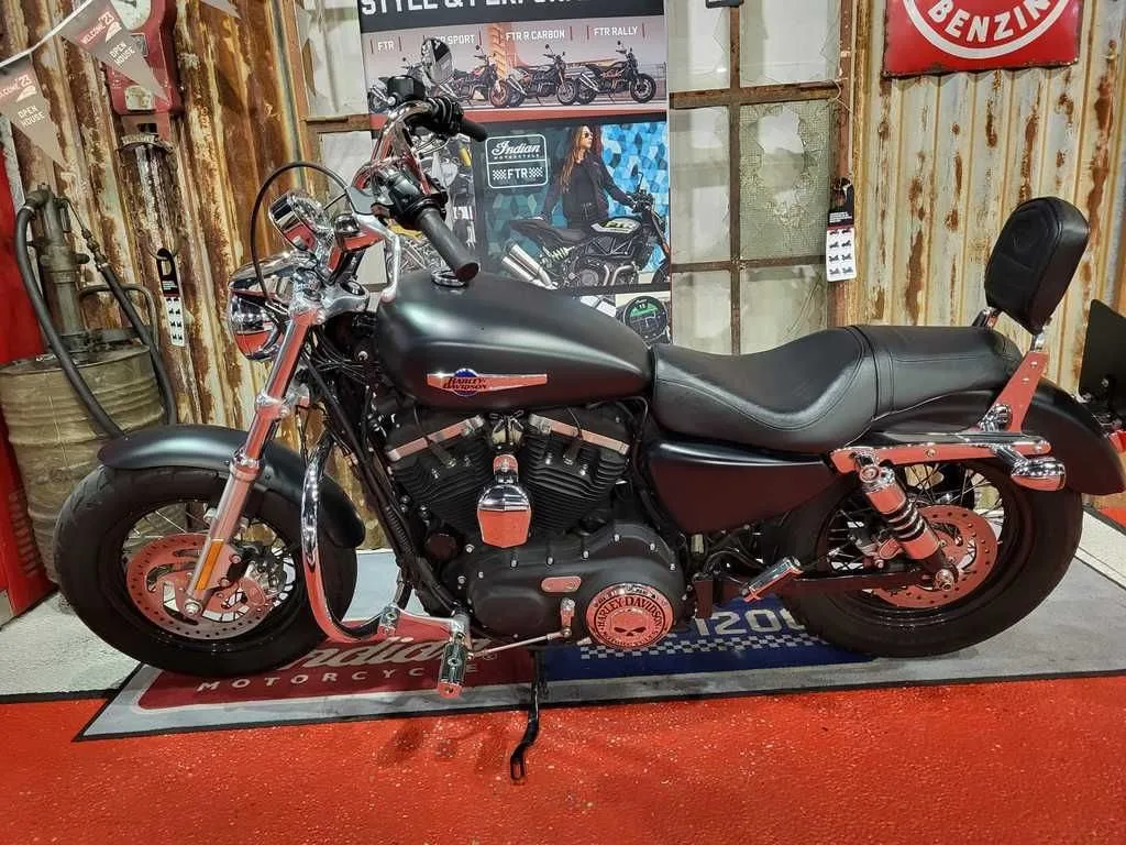 Harley-Davidson Sportster XL 1200C Custom 1200CB SPORTSTER CUSTOM